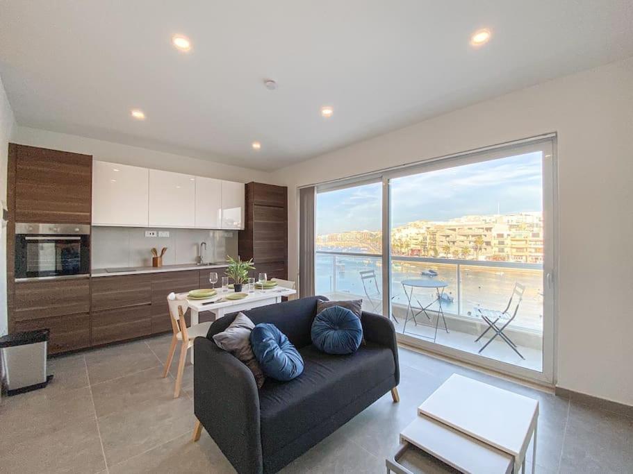 Sea Front 3Rd Floor Apartment In Marsaskala By Solea Exterior foto